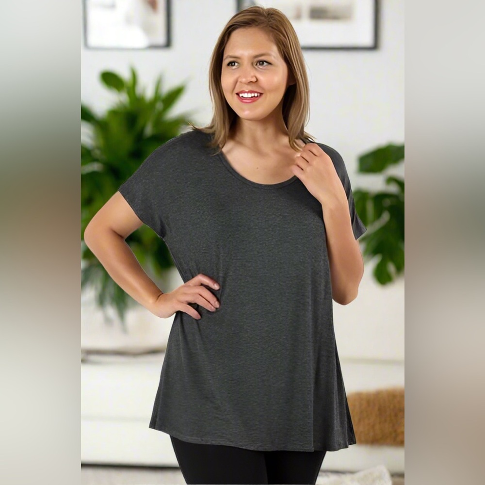 Small NEW Womens Gray Shirt, Soft Tunic Top, Short Sleeve Casual Shirt